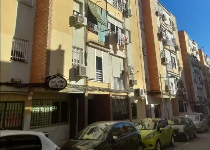 Vista exterior de Pis en venda en Mairena del Aljarafe