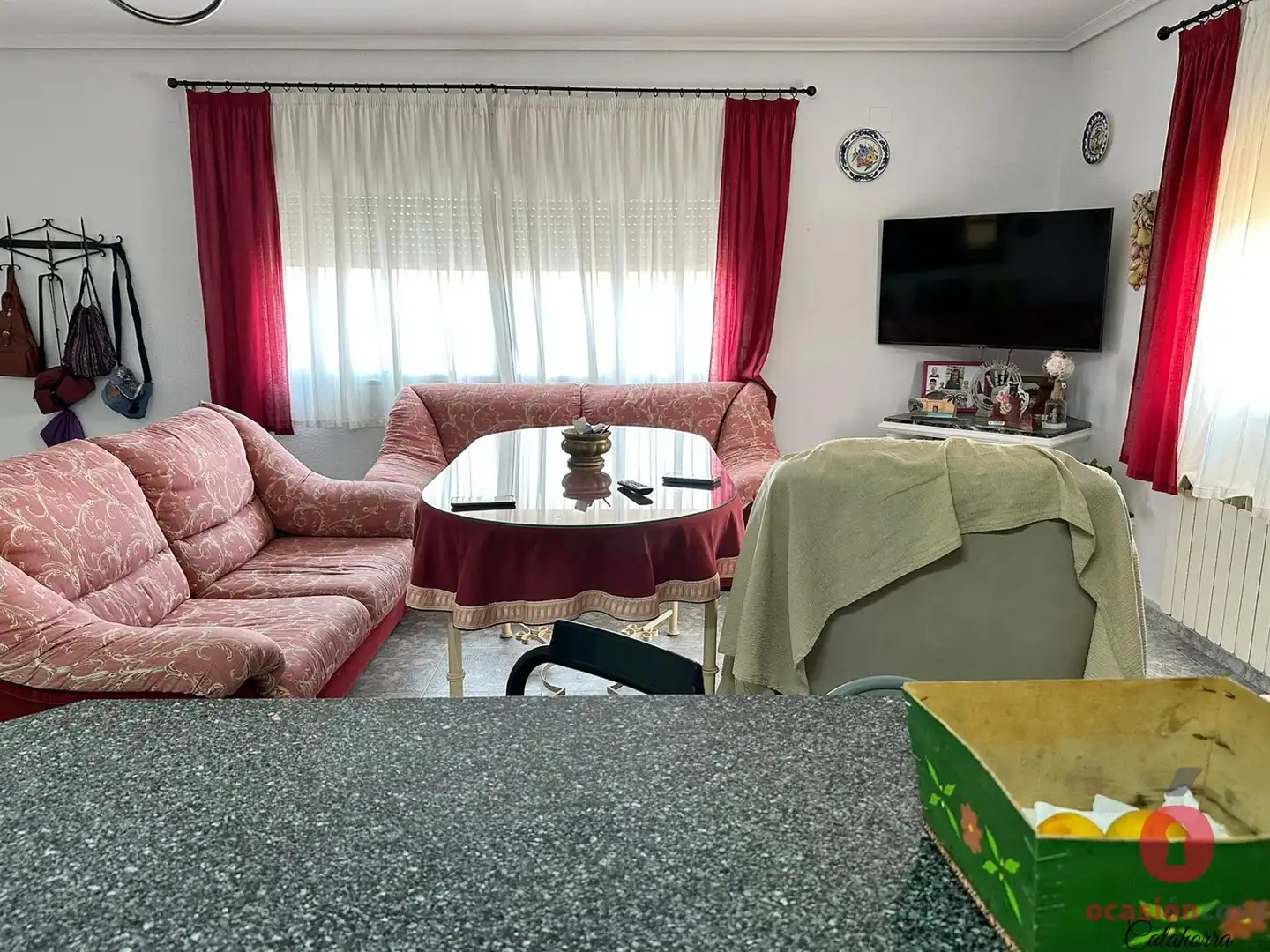 Sala d'estar de Finca rústica en venda en Córdoba amb Jardí privat, Terrassa i Traster