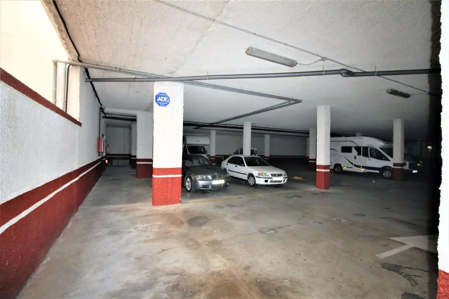 Parkplatz von Geschaftsraum zum Verkauf in Benalmádena
