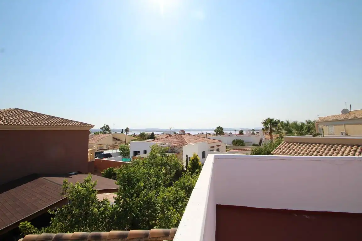 Villa mit Pool zum Verkauf in Avenida de las urracas 1, imagen 18