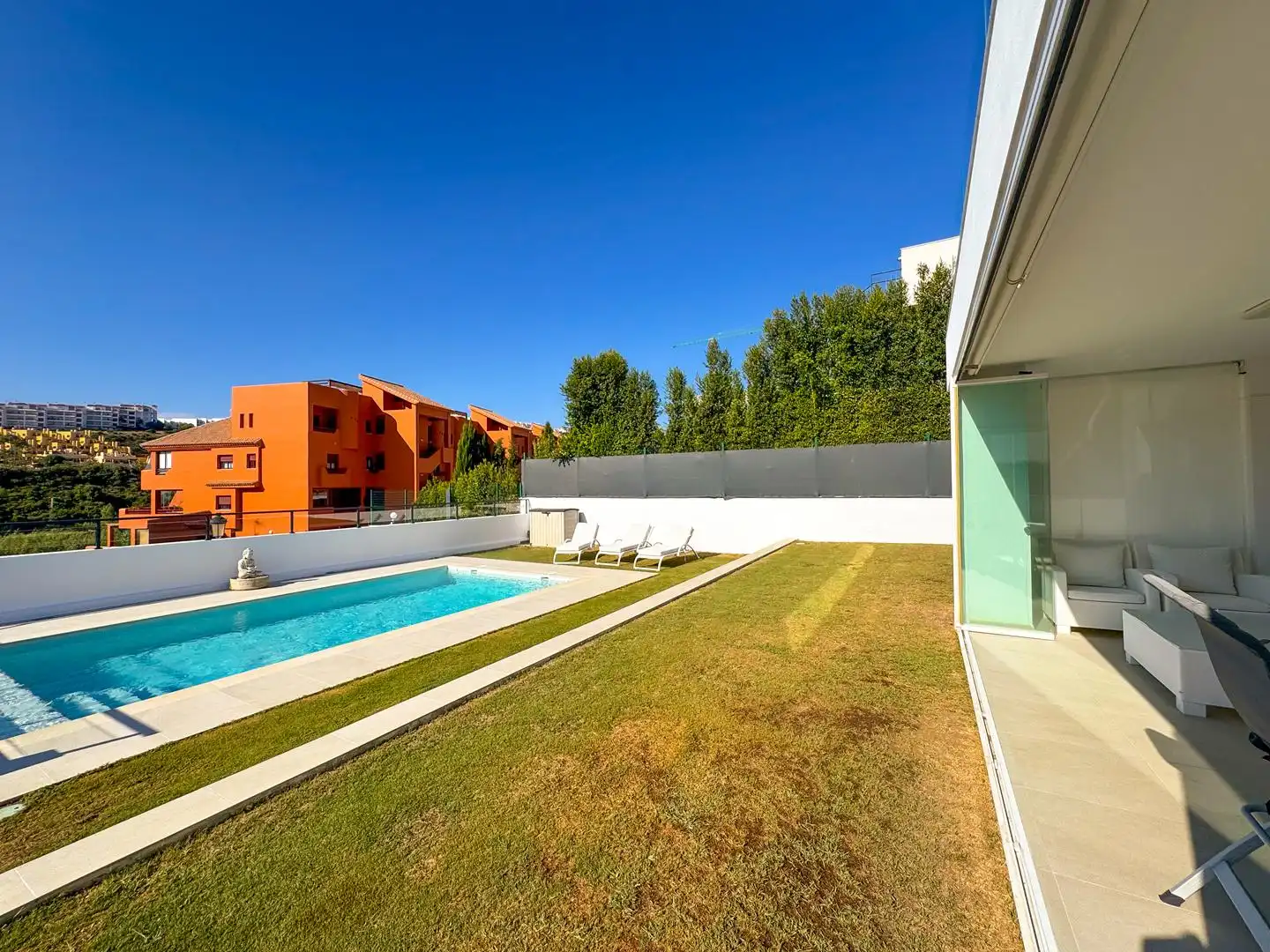 Chalet con piscina en venta en El Castillo, imagen 5