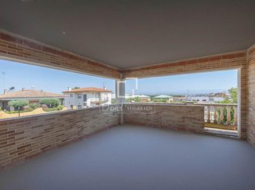 Villa con balcone in vendita a Riba-roja de Túria