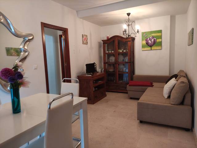 Apartamento en Alquiler en Calle San Salvador en Bonanza - Avda de Huelva - Barrio Andalucia