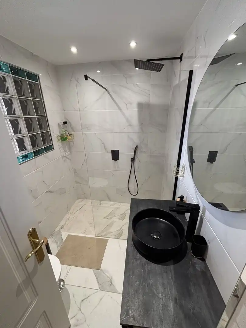 Baño de Apartamento de alquiler en Benamara - Atalaya