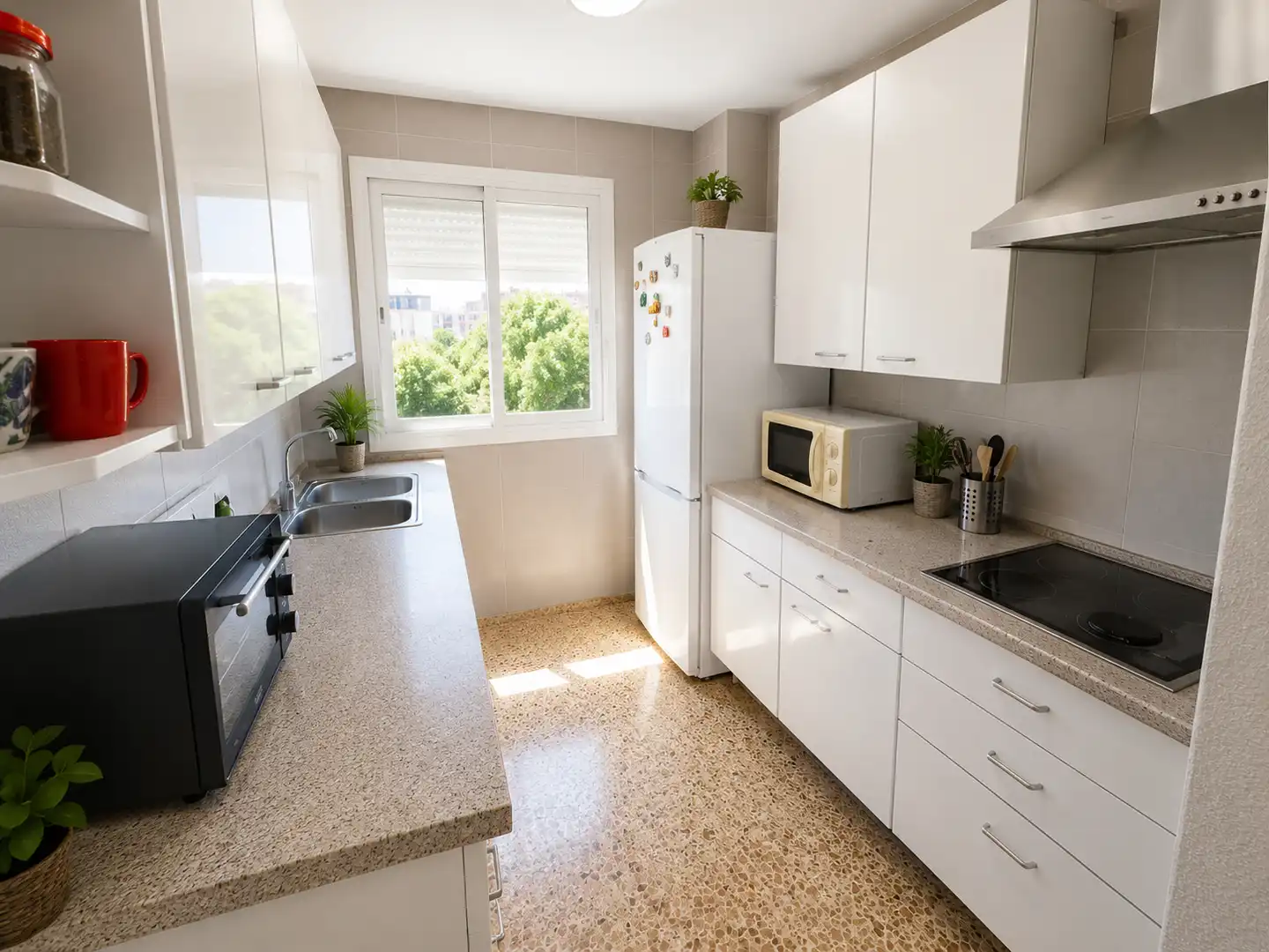 Cocina de Piso de alquiler en Badajoz con Aire acondicionado, Calefacción y Jardín privado