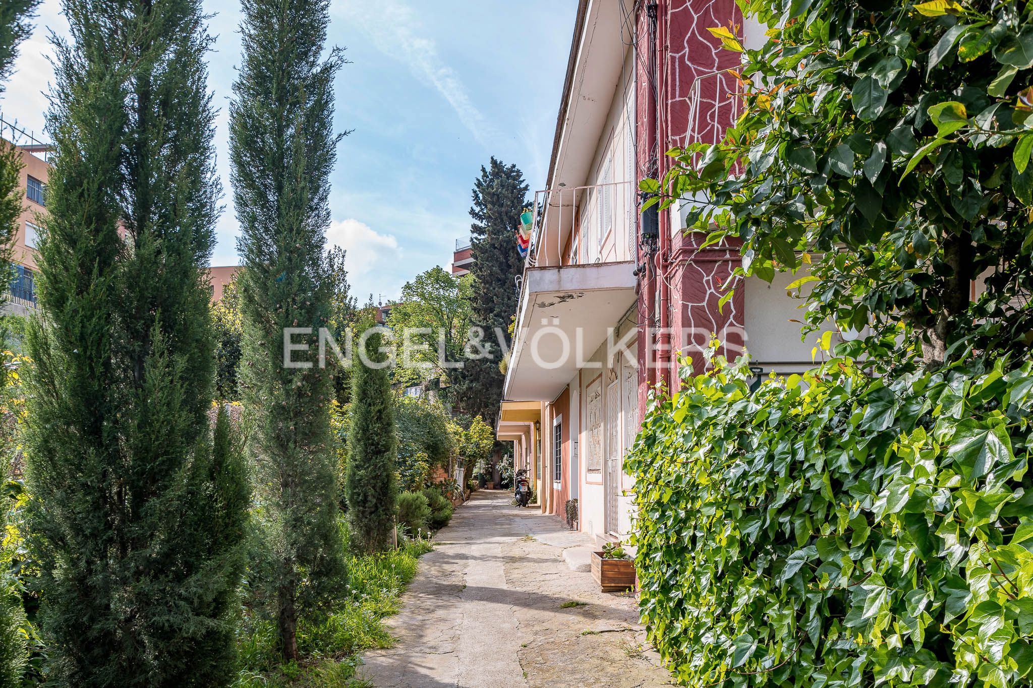 Vista exterior de Casa o xalet en venda en  Barcelona Capital amb Aire condicionat, Calefacció i Parquet