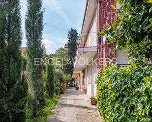 Exterior view of House or chalet for sale in  Barcelona Capital  with Air Conditioner, Heating and Parquet flooring