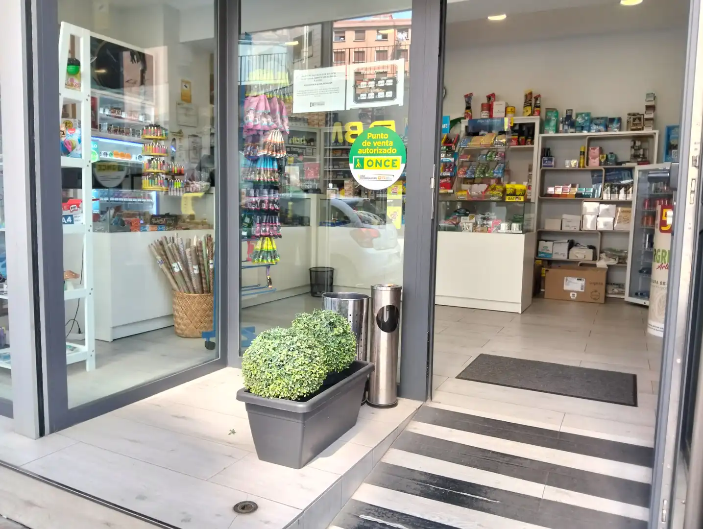 Local comercial en venda a Calle Gran Via de Jose Antonio Agirre y Lekube 0A_, imagen 3