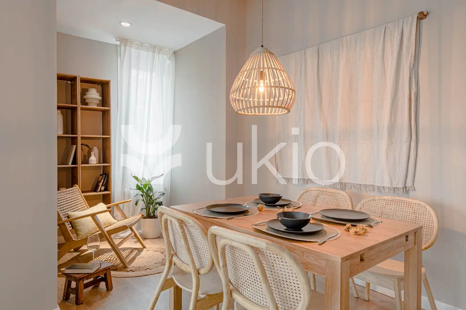 Comedor de Apartamento de alquiler en Madrid con Aire acondicionado, Calefacción y Terraza