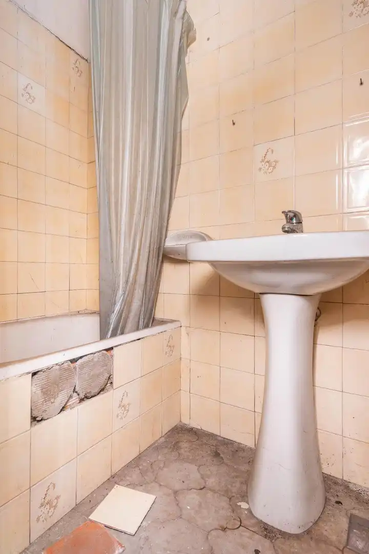 Bathroom of Buildings for sale in Aller