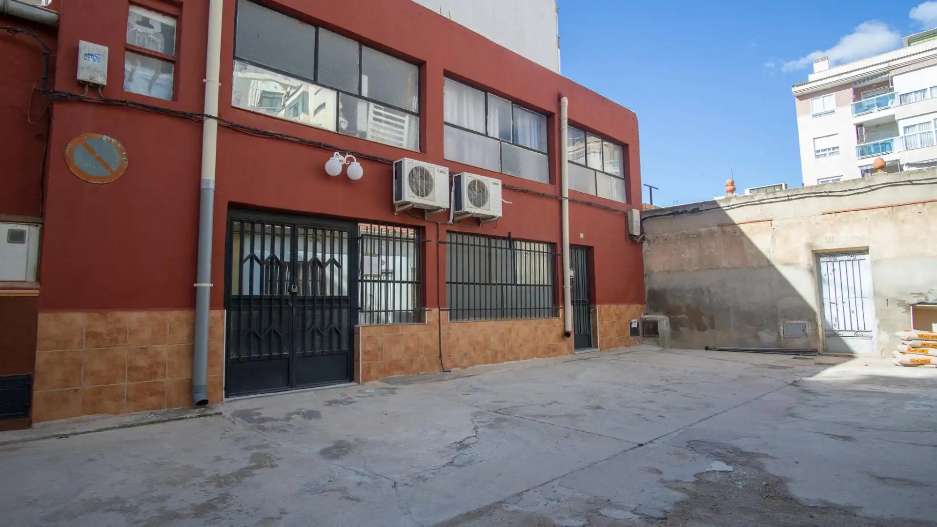 Vista exterior de Casa o chalet en venta en Petrer