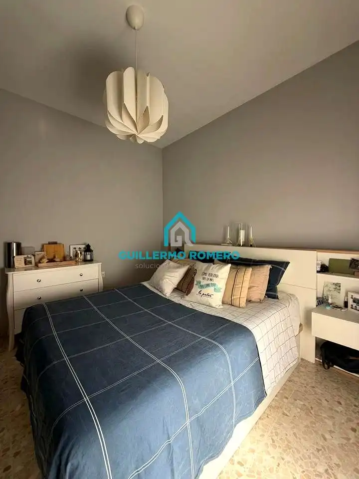 Habitación de Dúplex en venta en Coria del Río