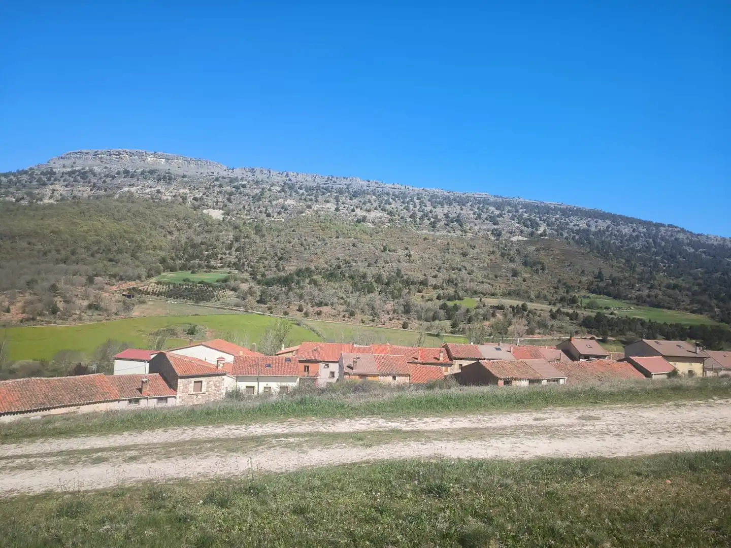 Exterior view of Houses for sale in Mamolar  with Heating, Private garden and Parquet flooring