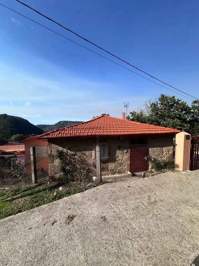 Casa con jardín en alquiler en Parada de Sil