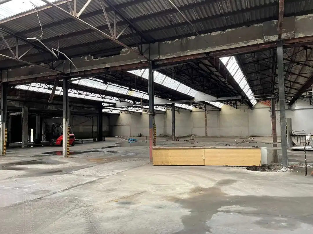 Fabrikhallen zum Verkauf in Hernani