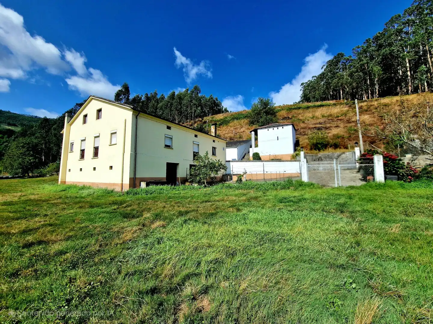Vista exterior de Casa o xalet en venda en San Tirso de Abres amb Calefacció, Jardí privat i Traster