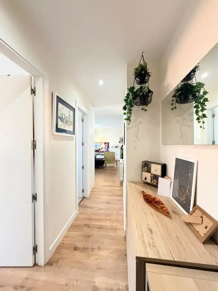 Flat for sale in Madrid  with Air Conditioner, Heating and Terrace