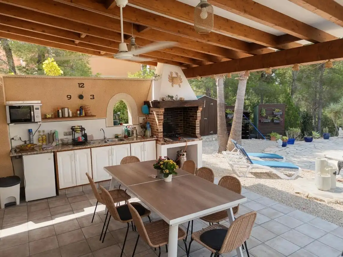 Casa amb piscina en venda a Sant Jordi d'Alfama, imagen 3