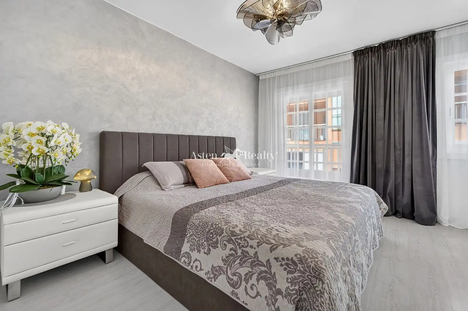 Habitación de Casa adosada en venta en Adeje con Terraza, Trastero y Piscina