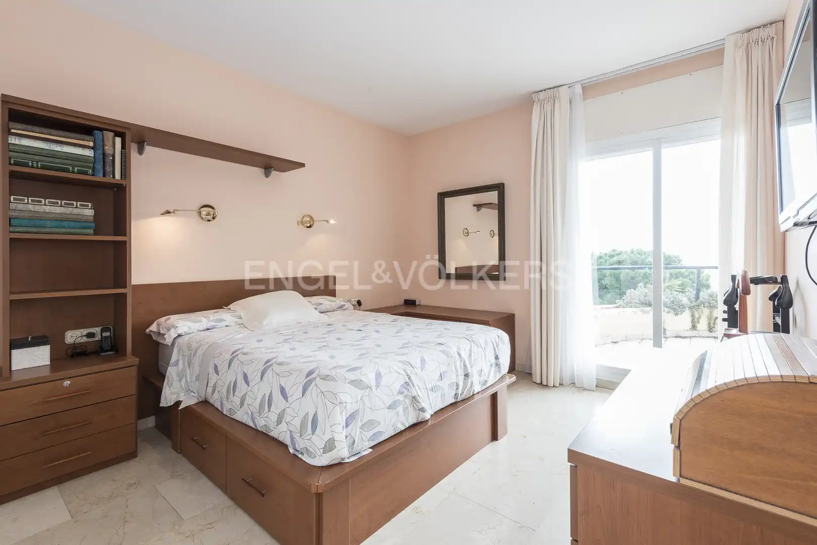Dormitori de Casa adosada en venda en Sitges amb Aire condicionat, Calefacció i Jardí privat