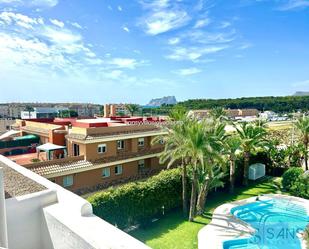 Vista exterior de Àtic en venda en Moraira amb Aire condicionat i Traster
