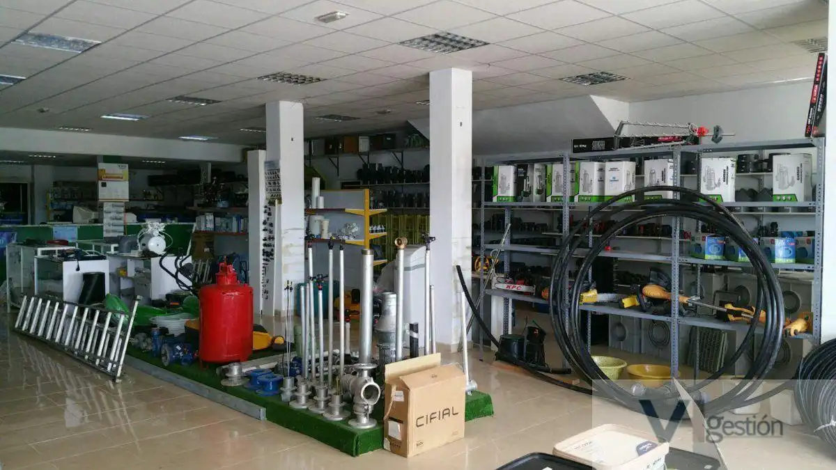 Local commercial à vendre à Villamartín, imagen 3
