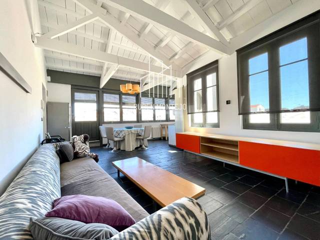 Ático en Alquiler en del Peso en Barrio del Centro