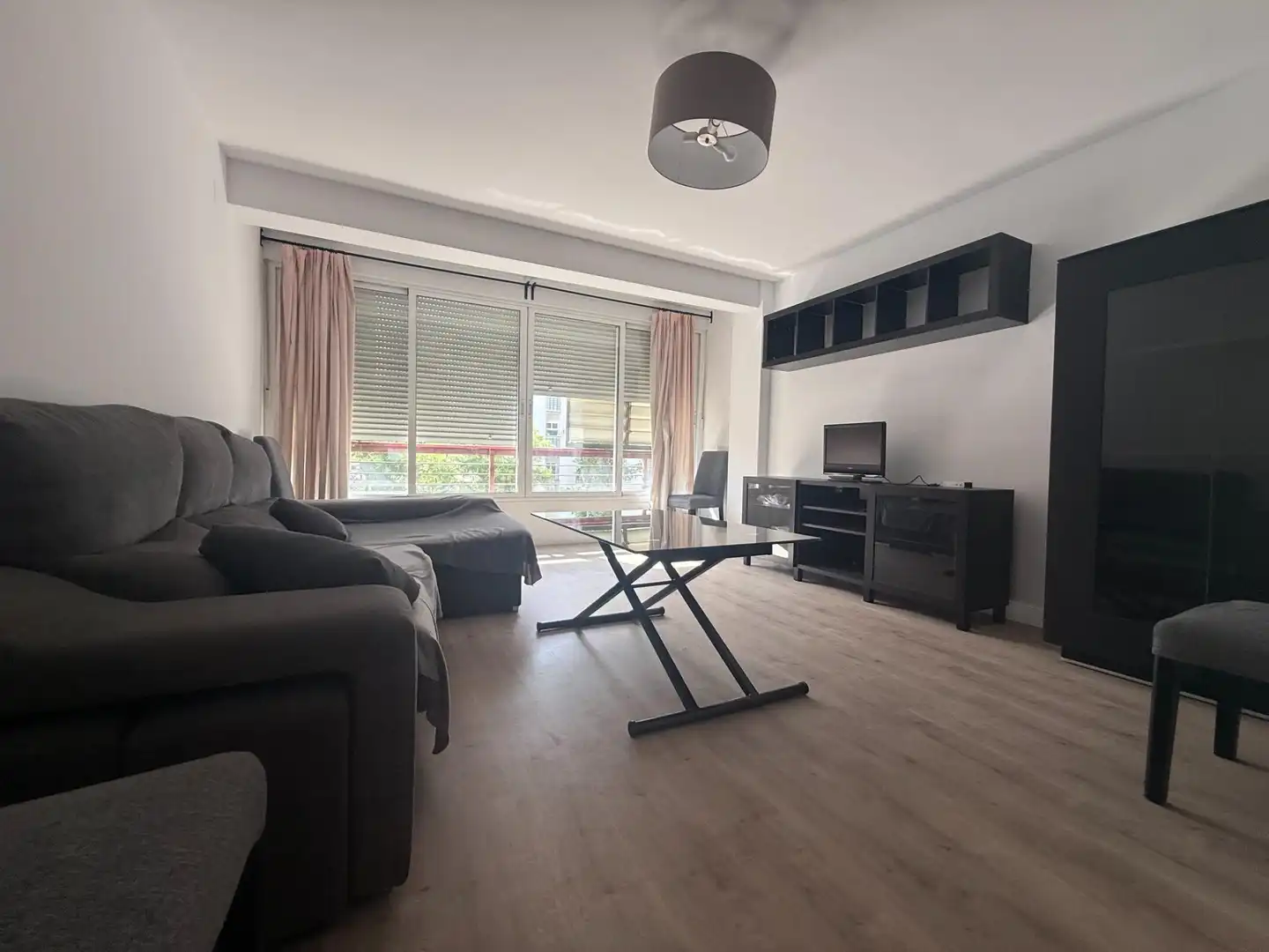 Living room of Apartments for rent in Sevilla  with Furnished