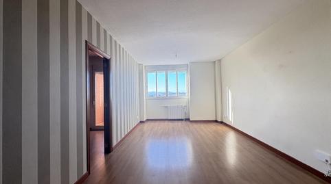 Photo 3 of Duplex for rent in De Portugal, Valmojado, Toledo