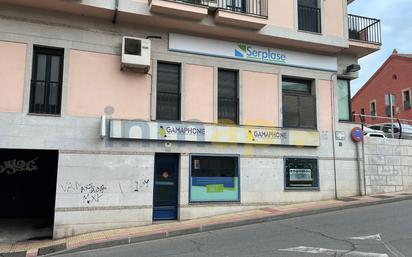 Premises for sale in Plasencia  with Air Conditioner