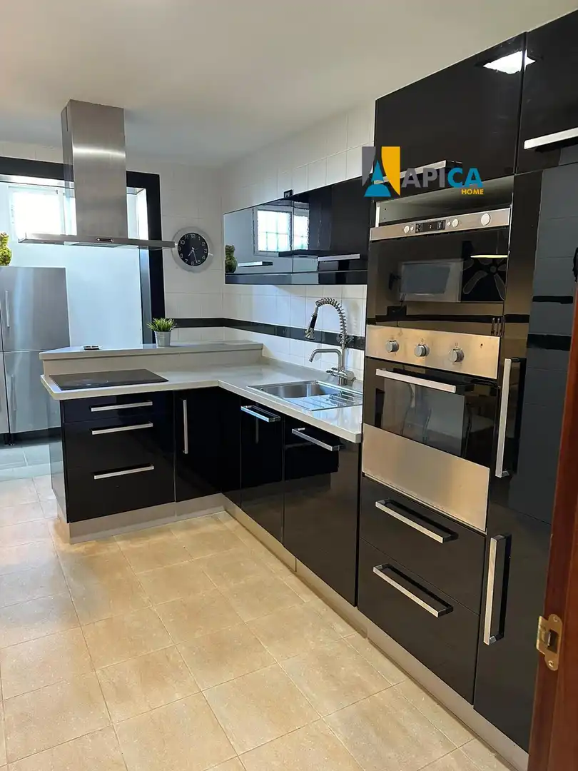 Detached homes for sale in Las Canteras