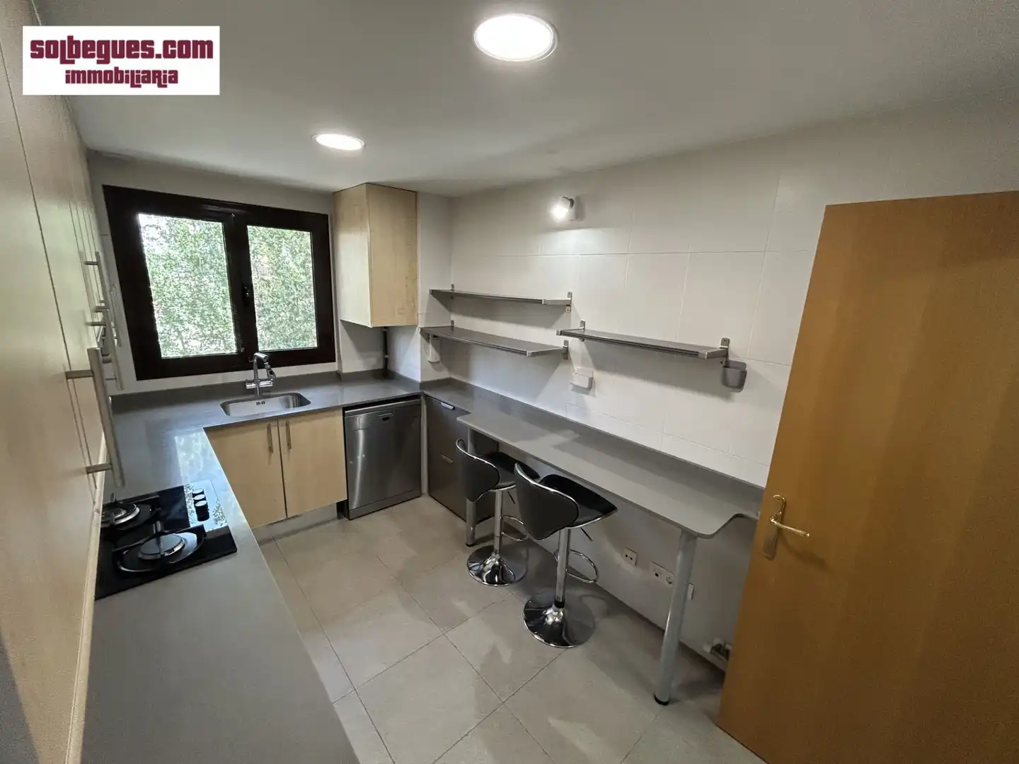 Cocina de Dúplex en venta en Begues con Calefacción, Terraza y Trastero