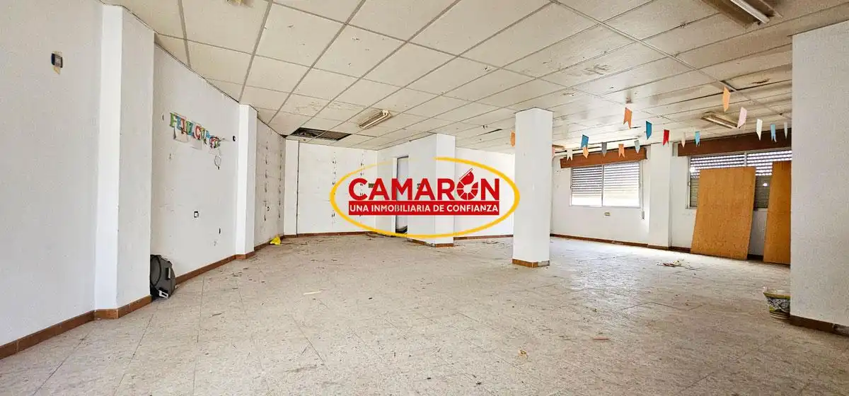 Casa adosada en venta en Coria del Río