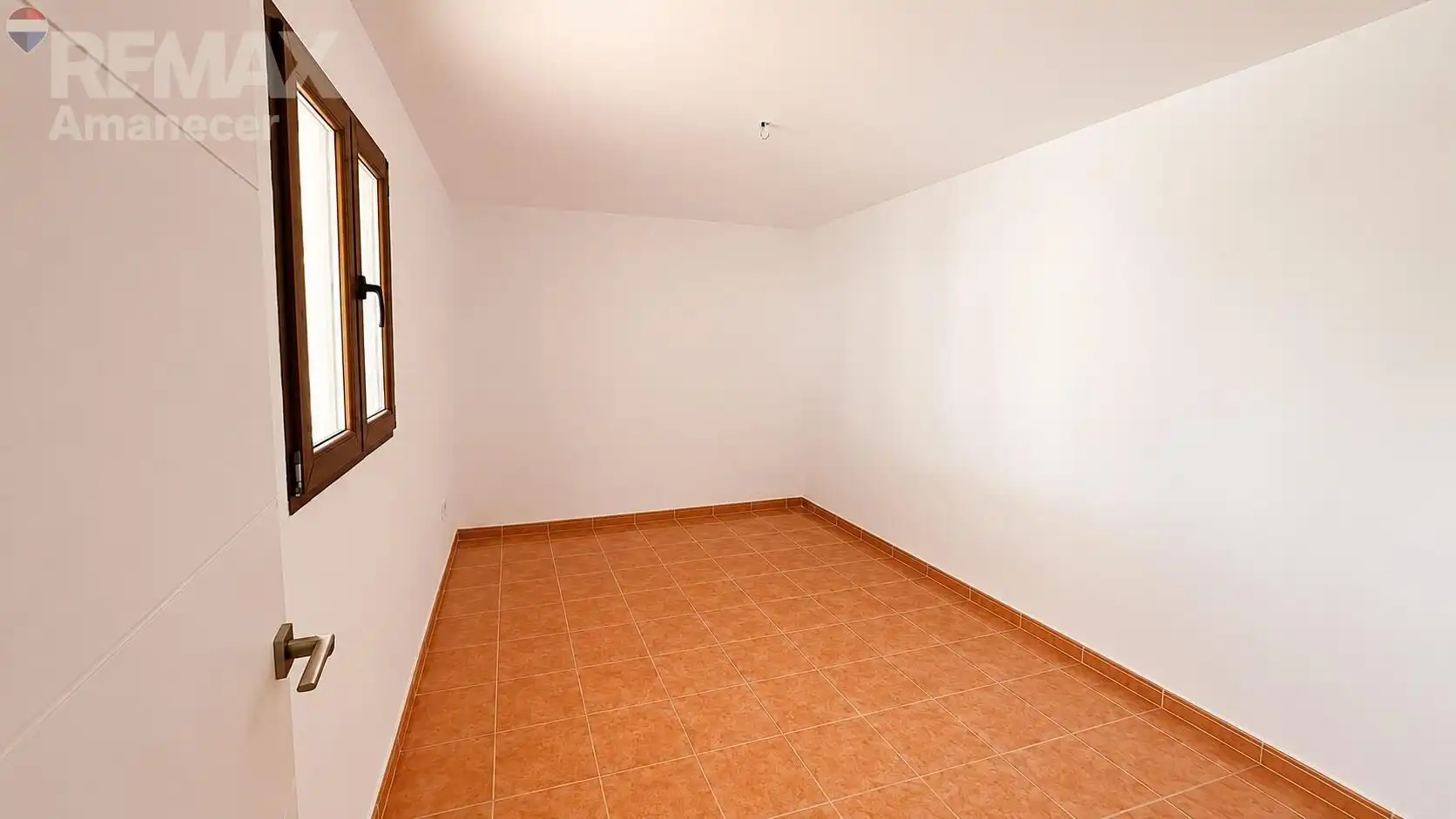 Casa adosada en venda en Relleu amb Aire condicionat, Calefacció i Jardí privat