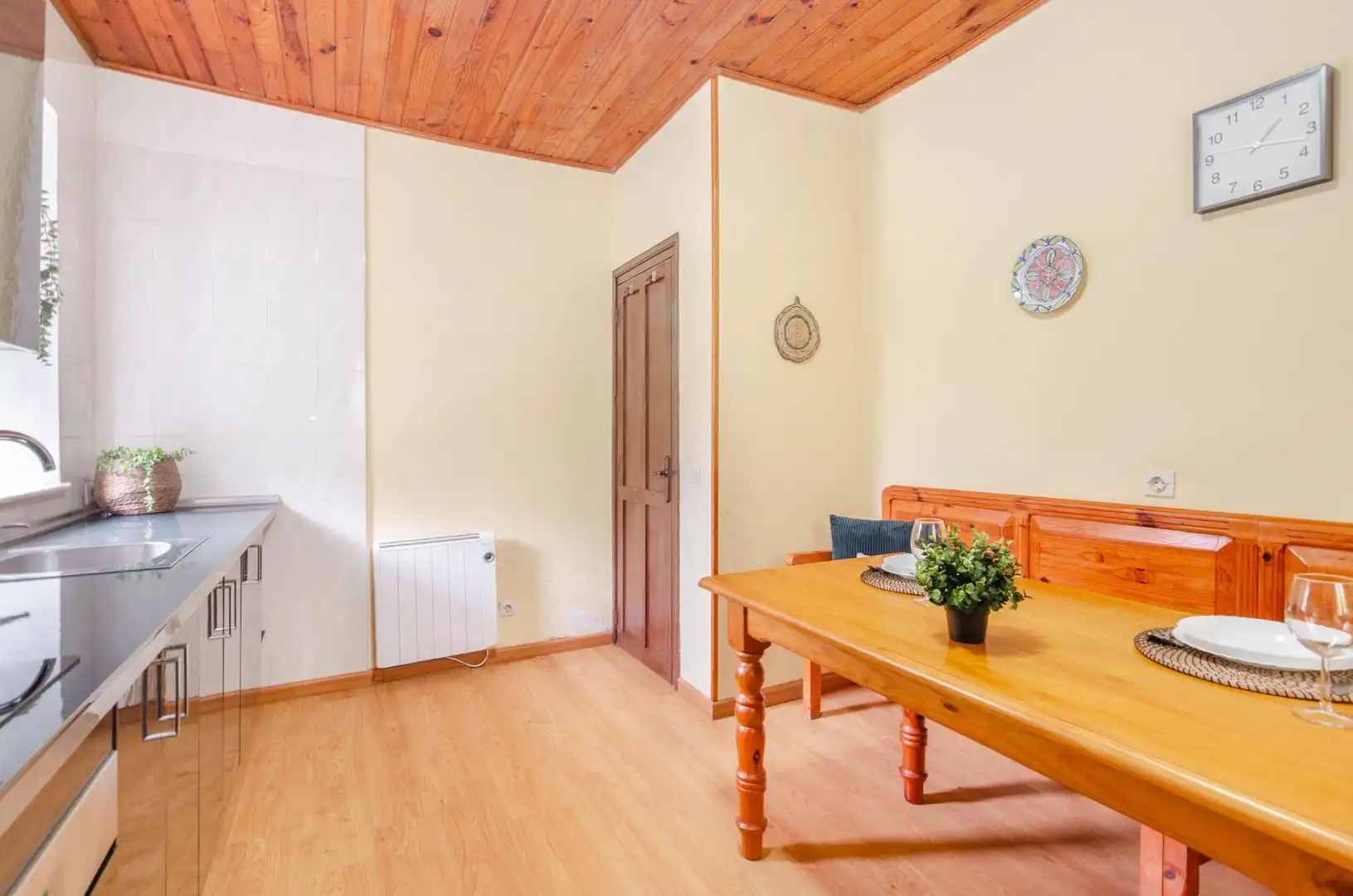 Comedor de Casa adosada en venta en Somiedo con Calefacción, Jardín privado y Trastero