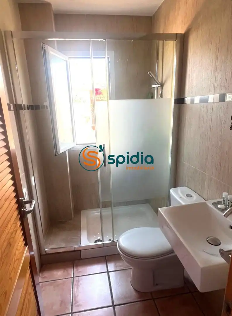 Baño de Edificio en venta en Águilas