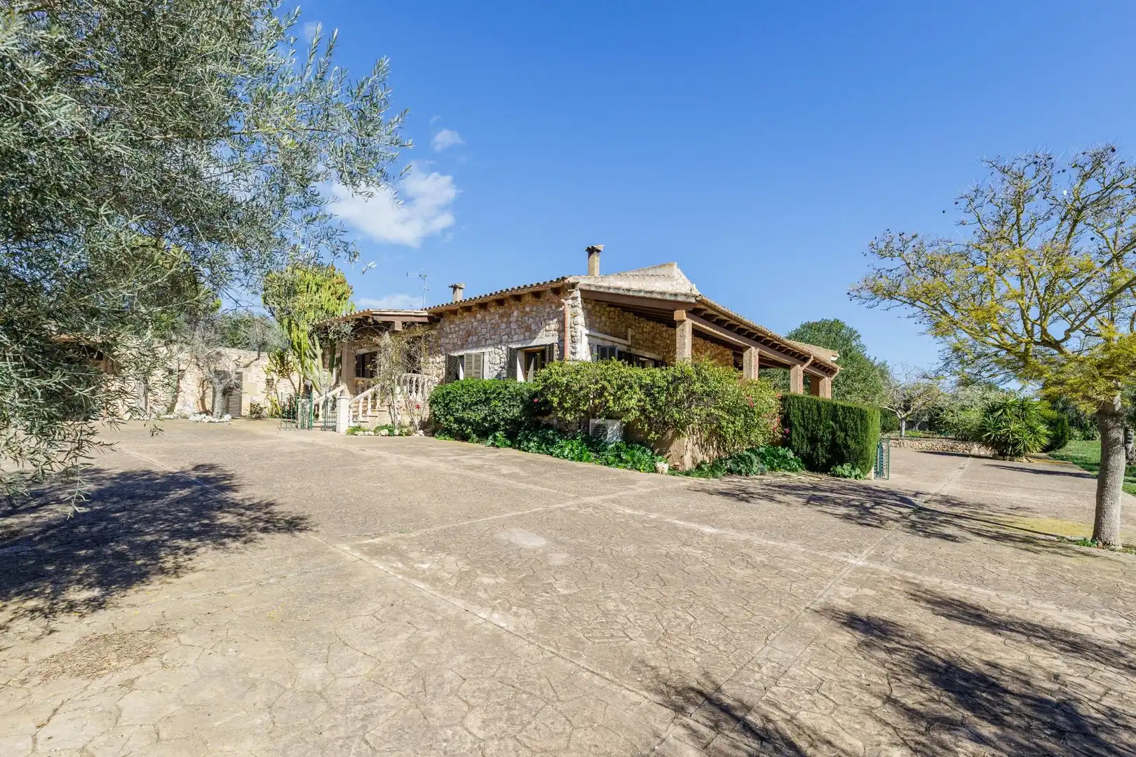 Außenansicht von Haus oder Chalet zum Verkauf in Manacor mit Klimaanlage, Privatgarten und Terrasse