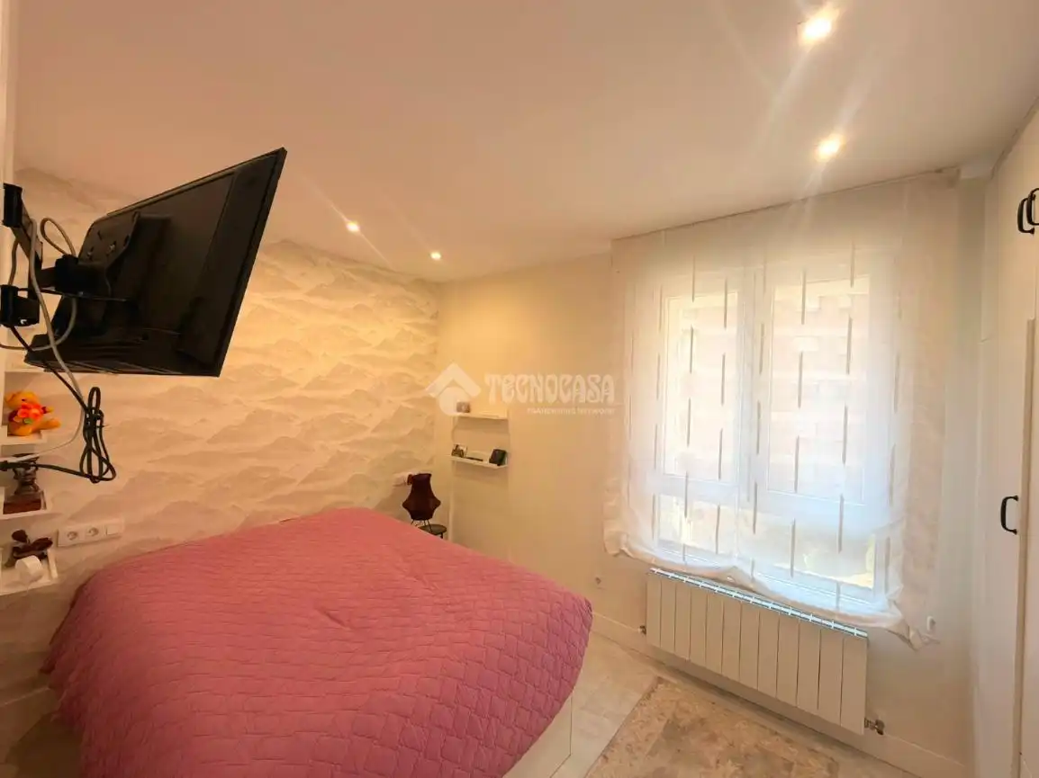 Habitación de Piso en venta en Bilbao  con Calefacción, Amueblado y Balcón