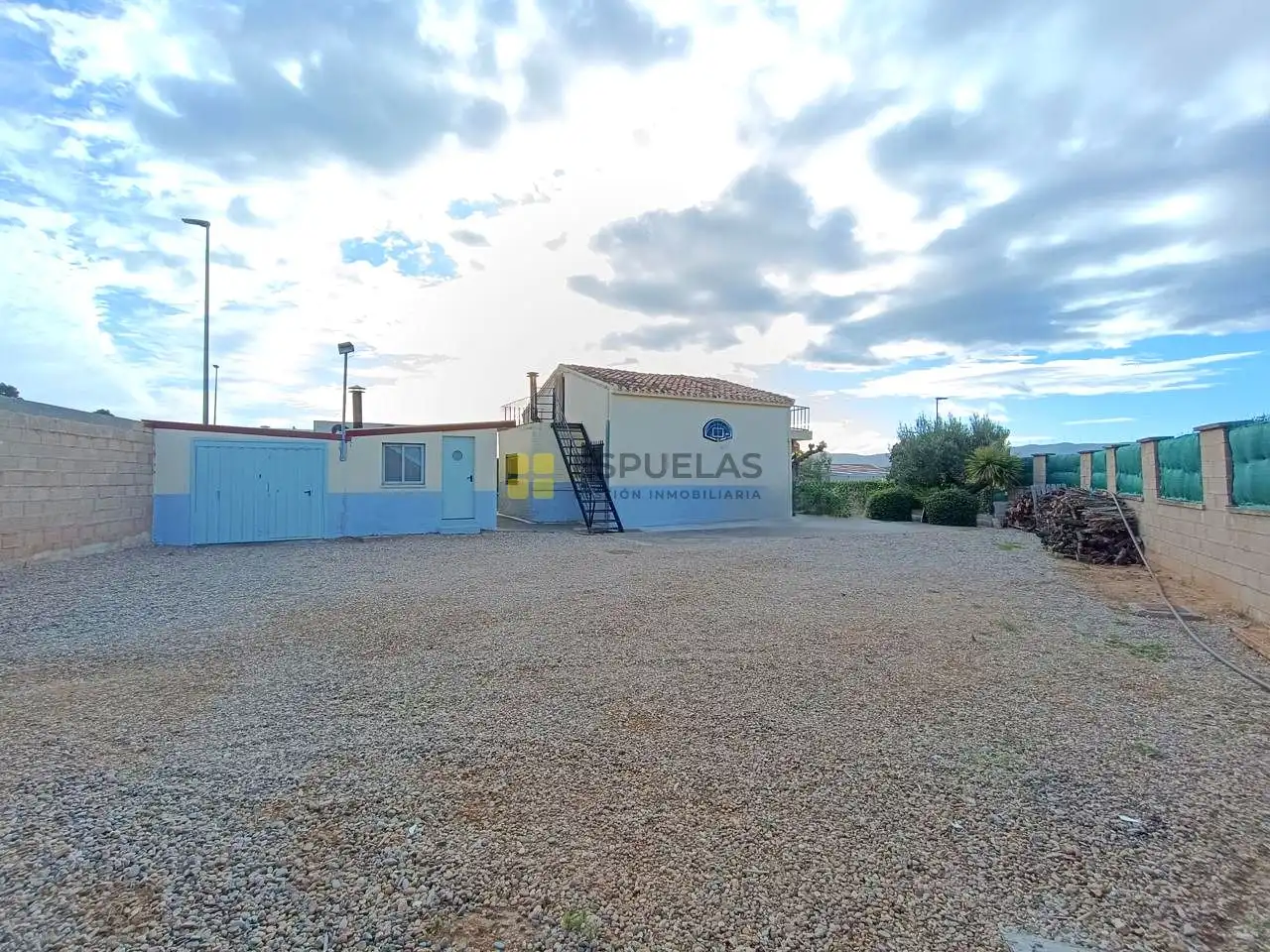 Exterior view of Houses for sale in Quel  with Private garden, Terrace and Furnished