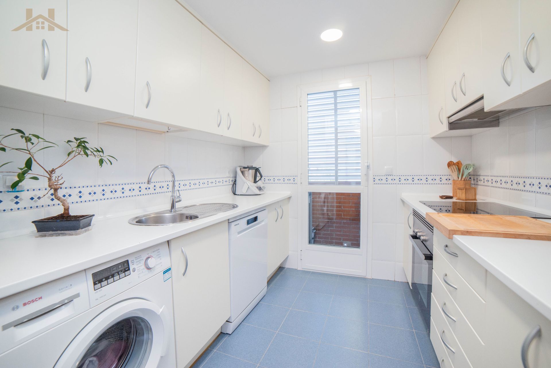 Kitchen of Flat for sale in Las Rozas de Madrid