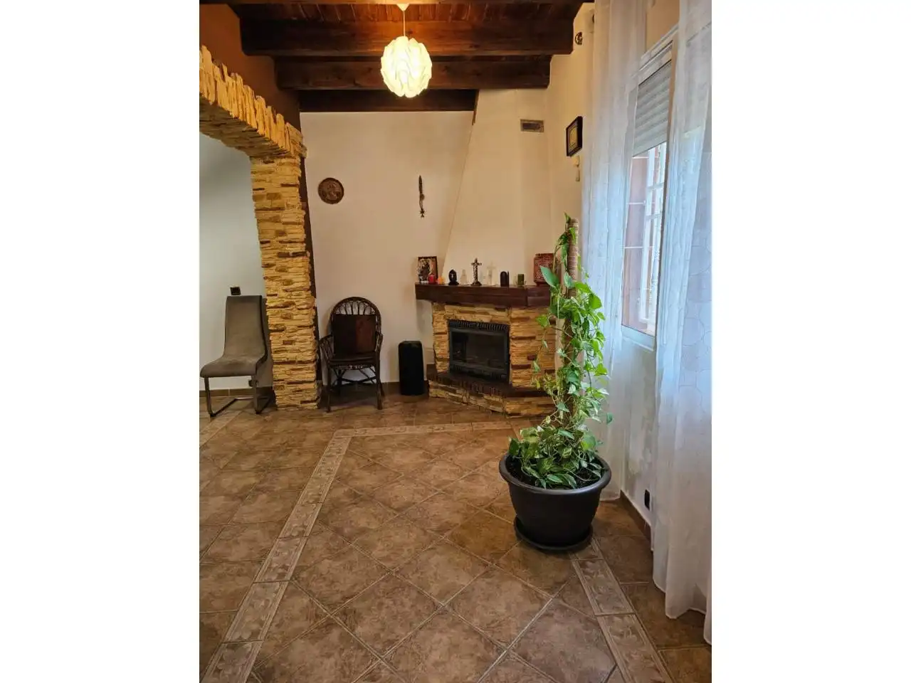 Sala d'estar de Casa o xalet en venda en Alicante / Alacant amb Aire condicionat, Calefacció i Jardí privat