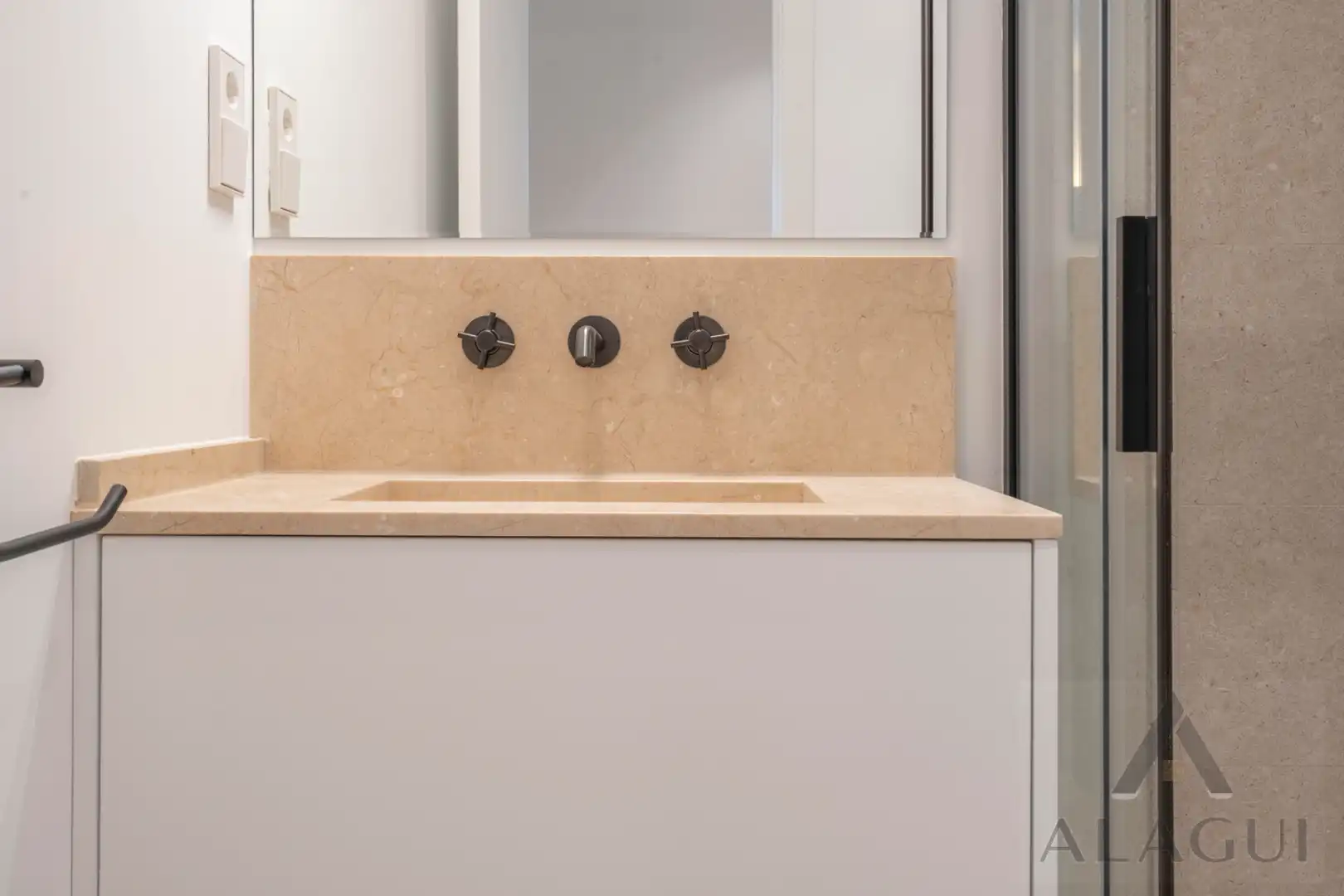 Baño de Apartamento en venta en Madrid con Aire acondicionado, Calefacción y Amueblado