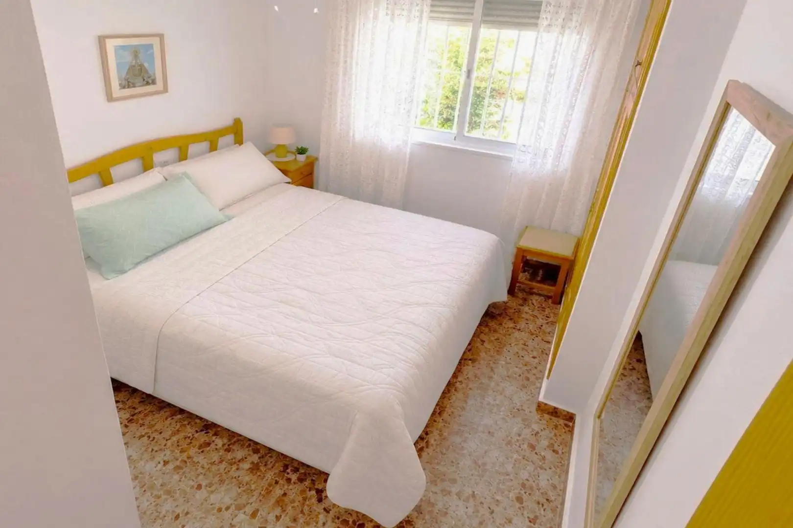 Habitación de Apartamento en venta en Torrevieja con Aire acondicionado, Calefacción y Amueblado