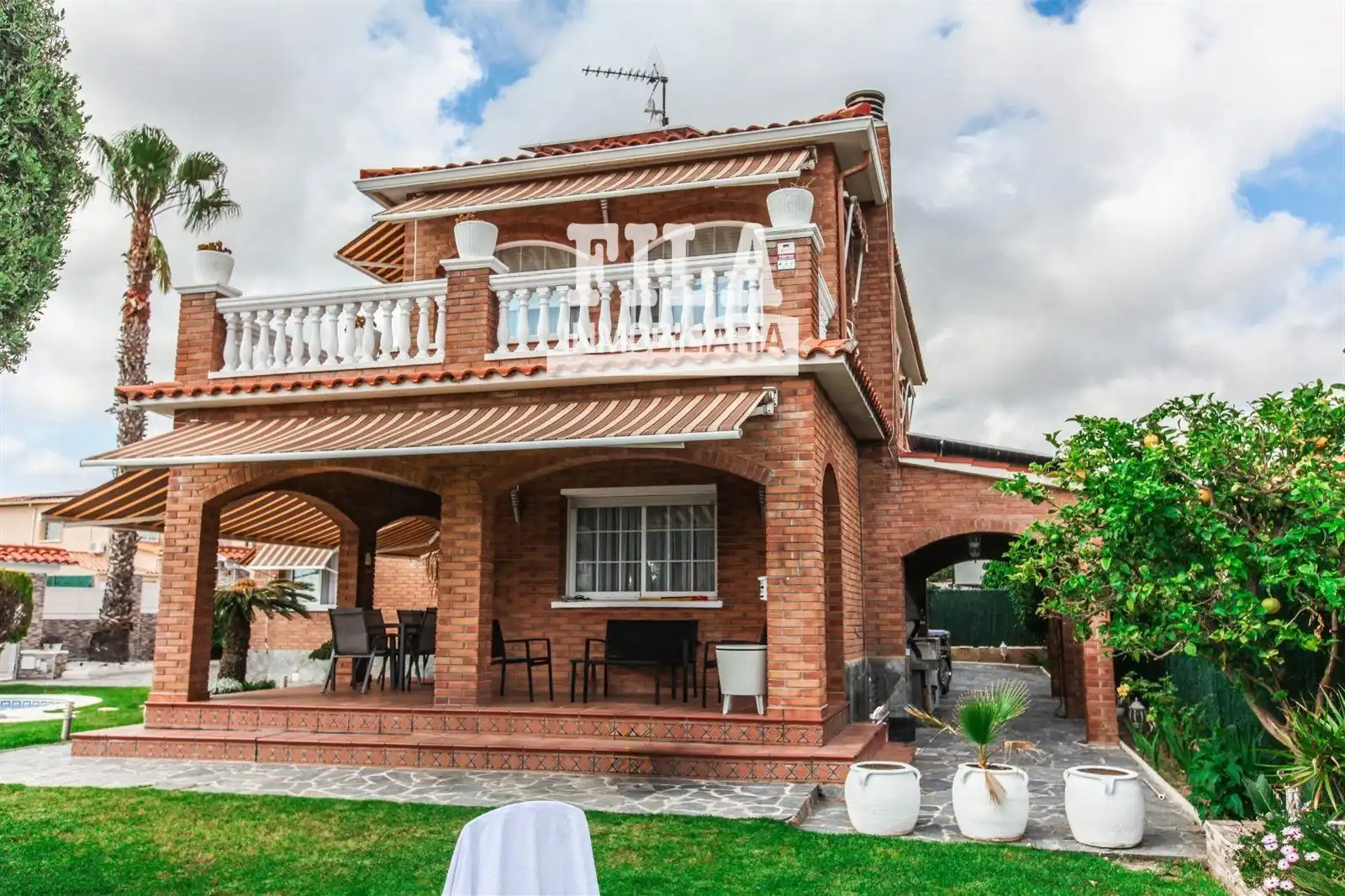 Detached house with pool for sale in Roda de Barà, imagen 5
