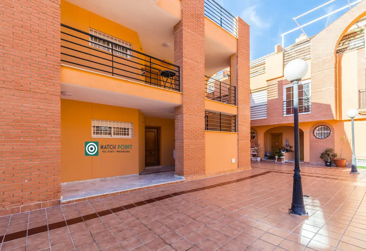 Vista exterior de Piso en venta en Almuñécar