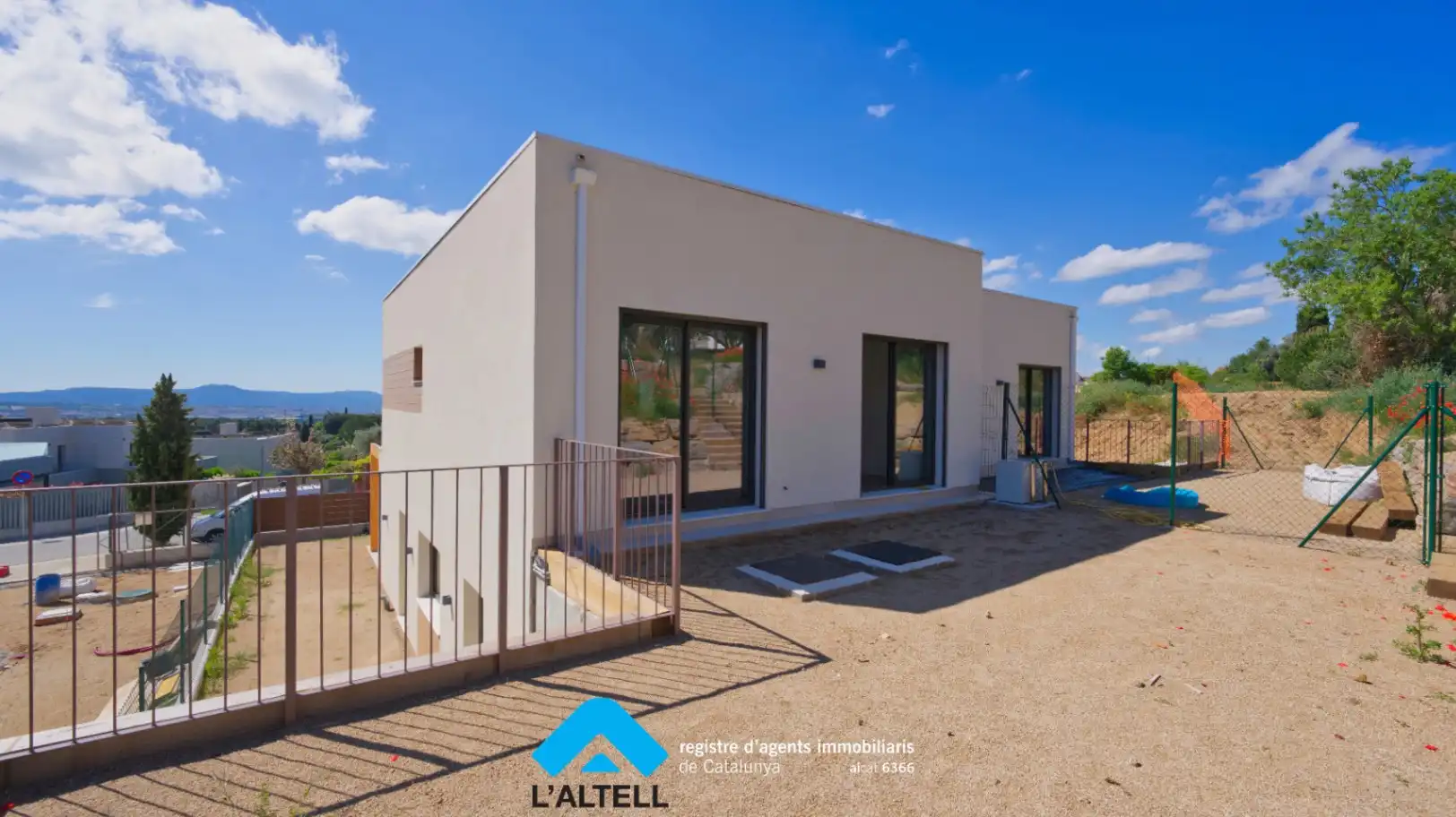Vista exterior de Casa o xalet en venda en L'Ametlla del Vallès amb Aire condicionat, Calefacció i Jardí privat