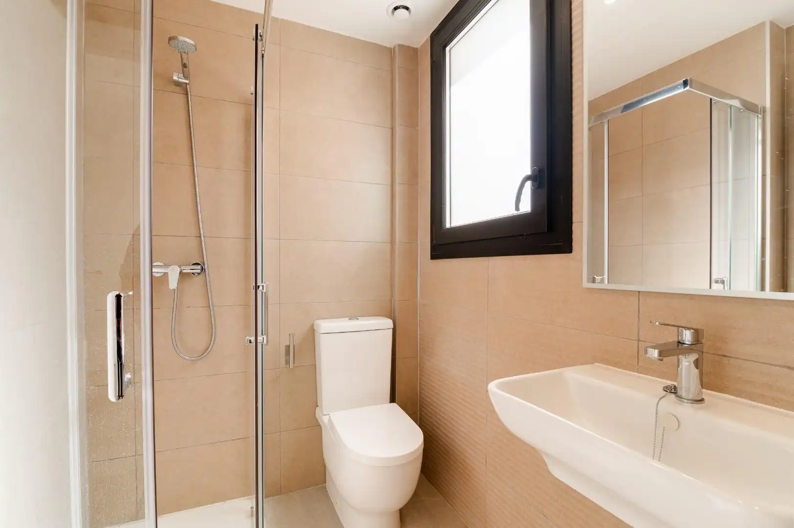Baño de Casa adosada en venta en Vinaròs con Jardín privado, Terraza y Trastero