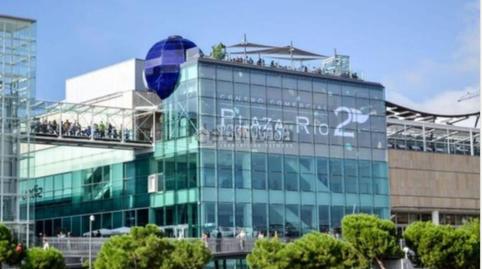 Foto 2 de Garatge en venda a Almendrales, Madrid