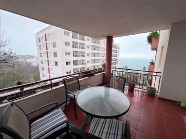 Apartament amb piscina en venda a Torrequebrada