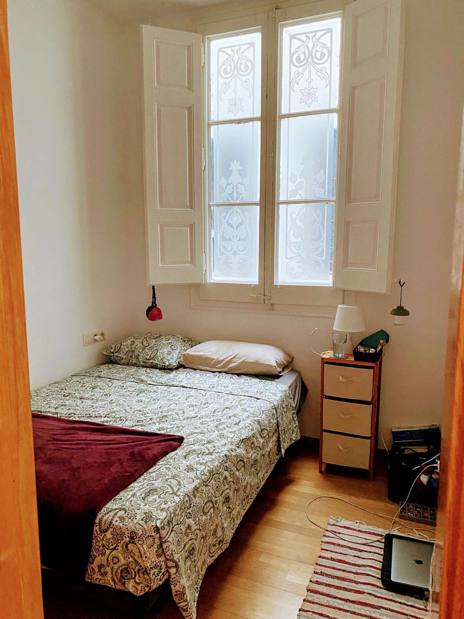 Bedroom of Flat to share in  Barcelona Capital  with Air Conditioner, Heating and Terrace